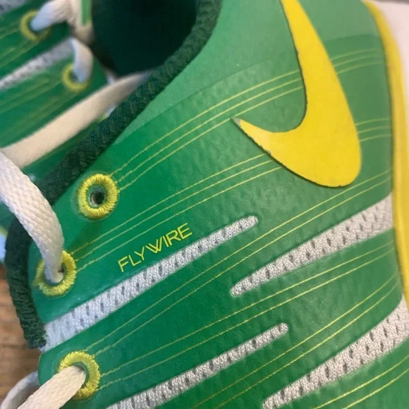 Nike Women’s 12 Green White & Yellow Athletic Running Shoes - Picture 13 of 14